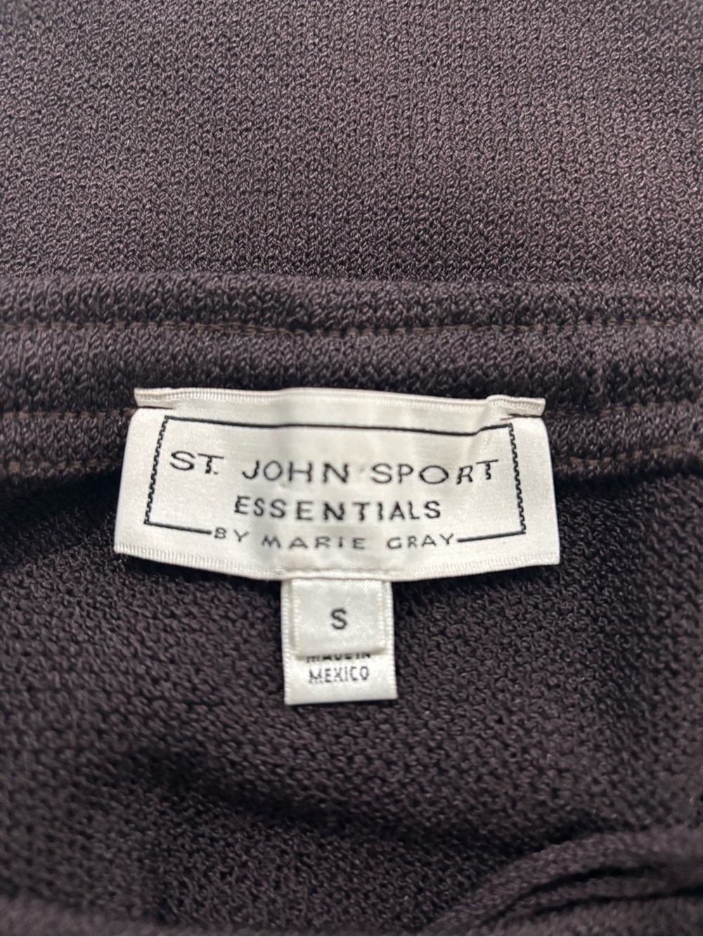 St John Sport - Brown Ribbed Tank & Skirt Set - Picture 4 of 6